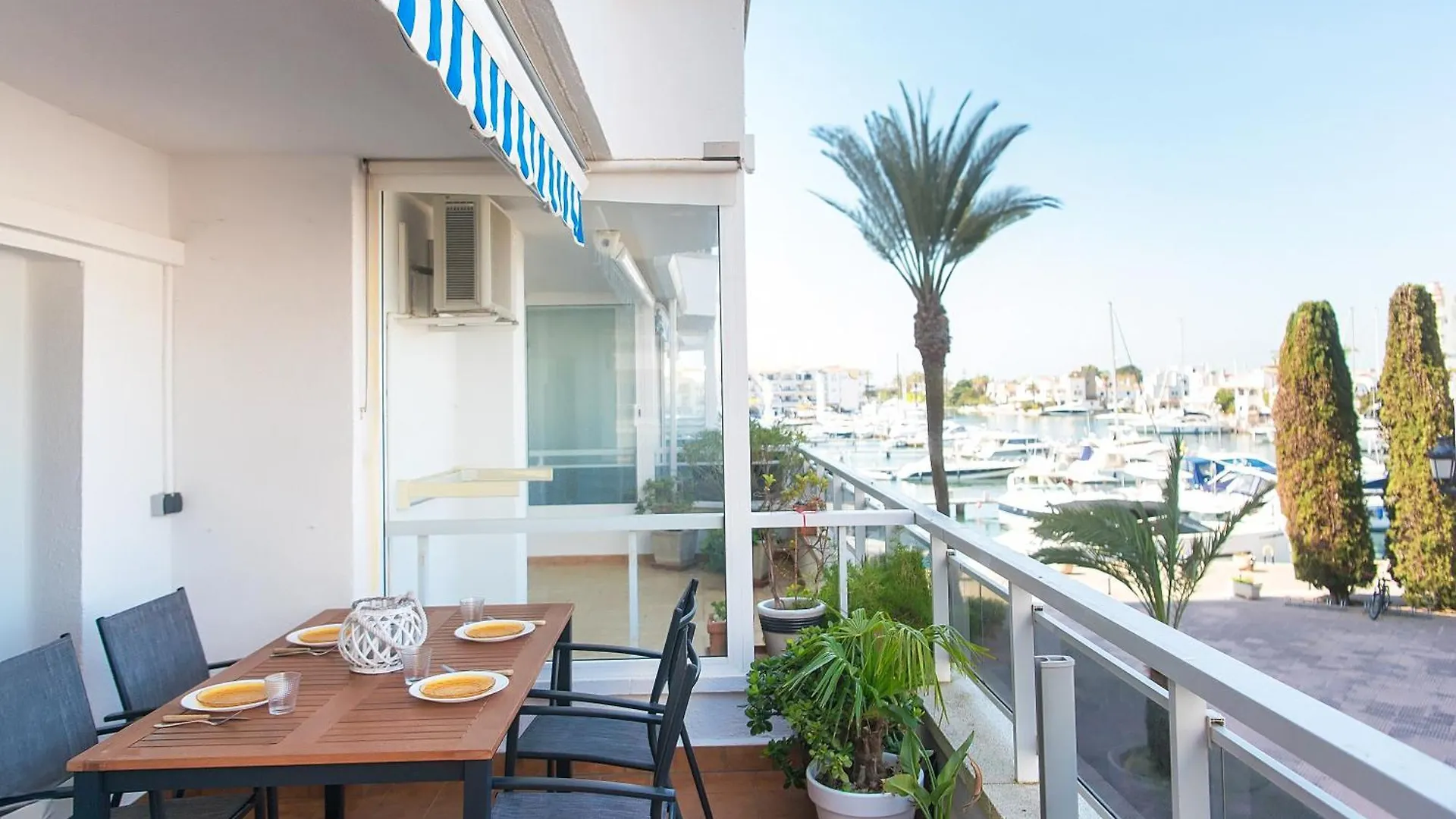 Welcs Apartamento 059 Emp Frente Al Canal Con Terraza Empuriabrava Appartement