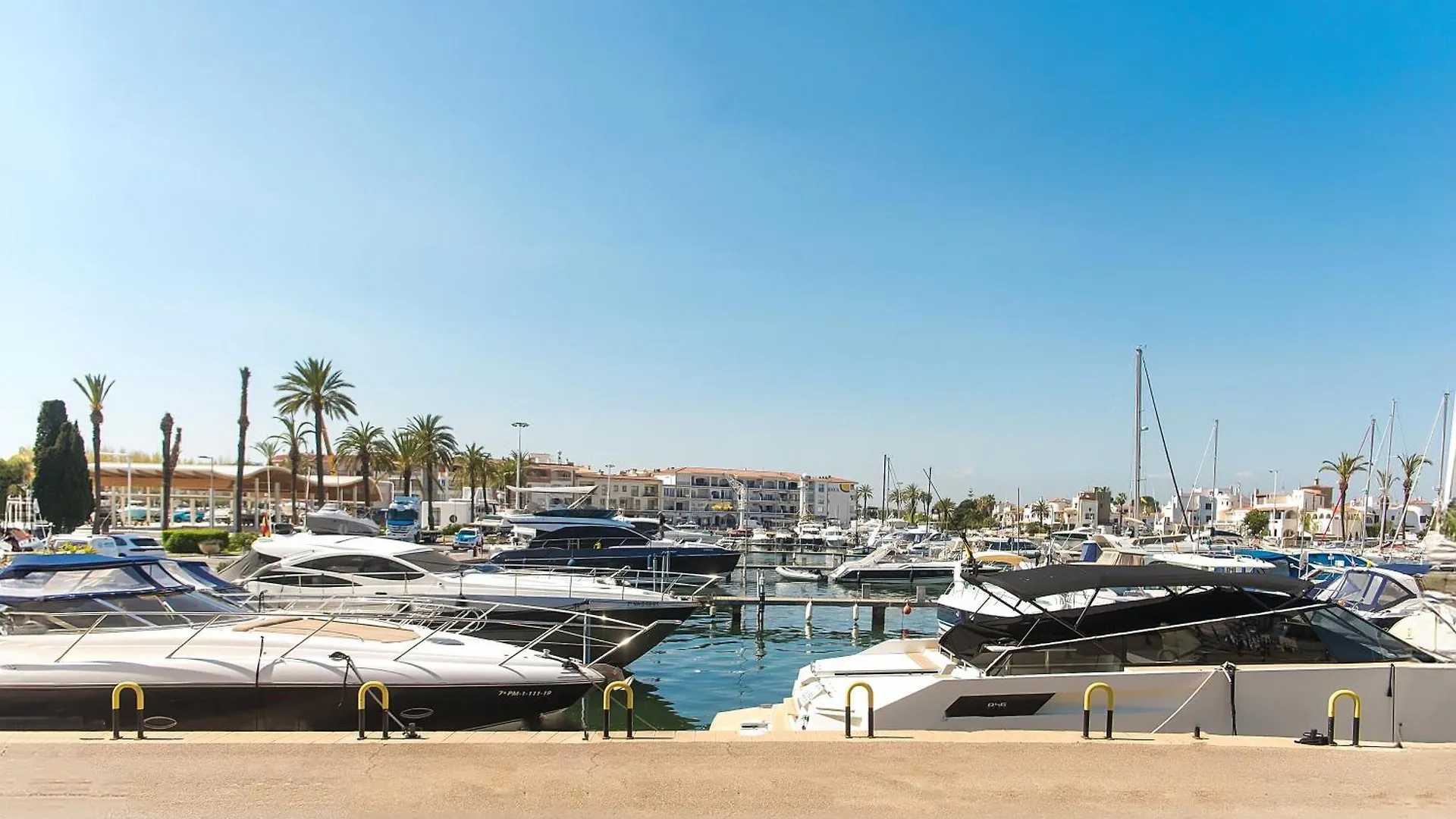 Welcs Apartamento 059 Emp Frente Al Canal Con Terraza Empuriabrava